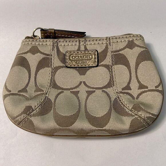 Coach Signature C Coin Purse with Metallic Good Trim - Picture 1 of 15